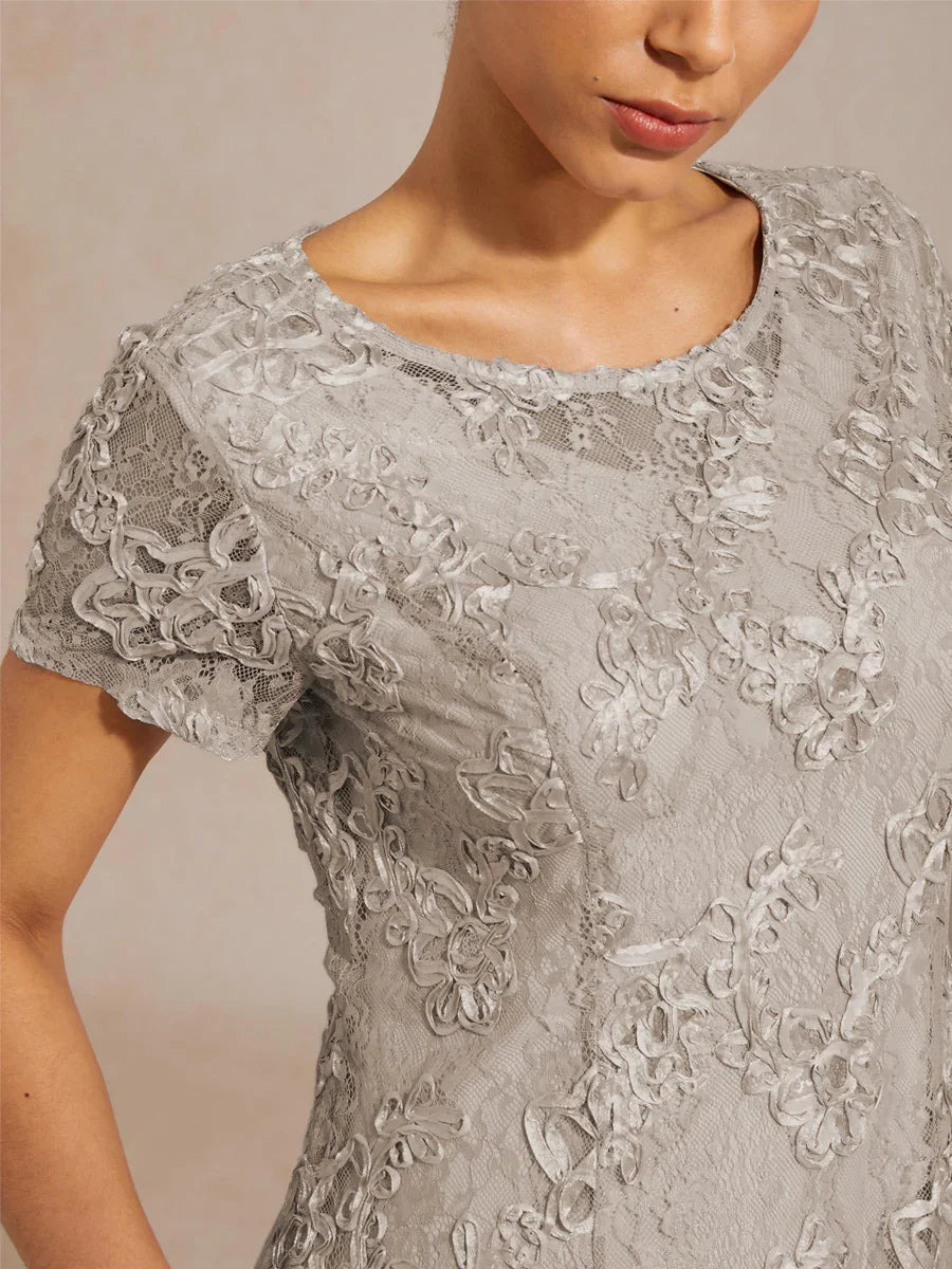 Robes A-Line en dentelle avec décorations en sequins