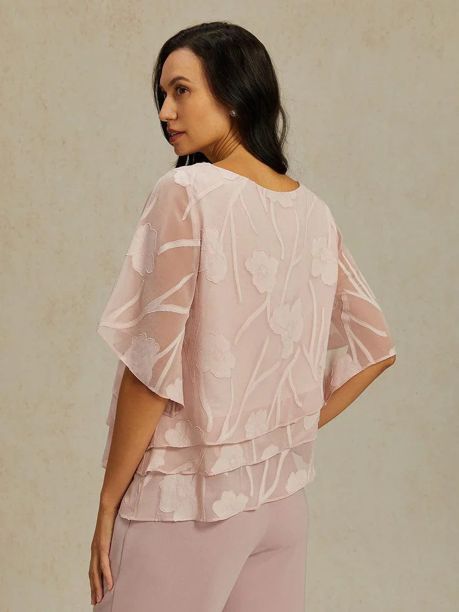 Chemise en chiffon à couches avec des fleurs