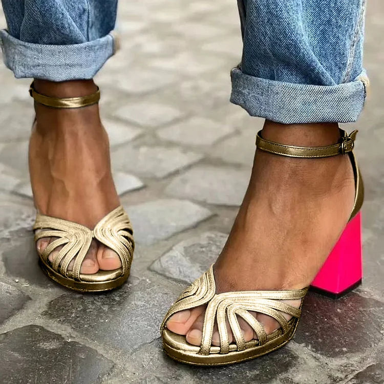 Sandales à talons contrastés