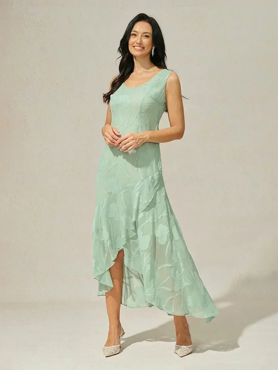 Robes de soirée sans manches en chiffon floral avec des ourlets asymétriques