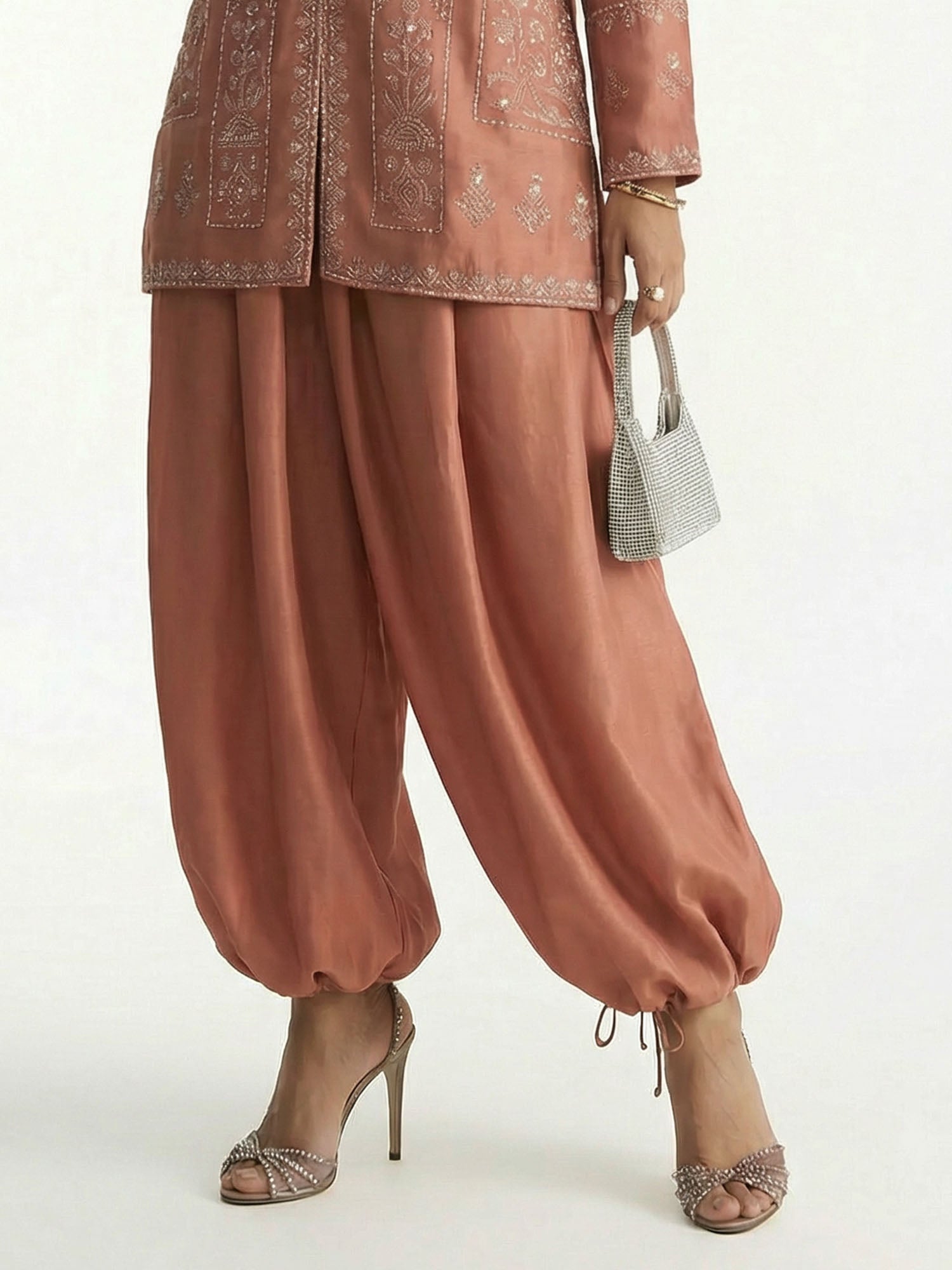Pantalons terracotta brodés