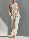 Ensemble top à col montant et bretelles froides en coton beige avec un pantalon large