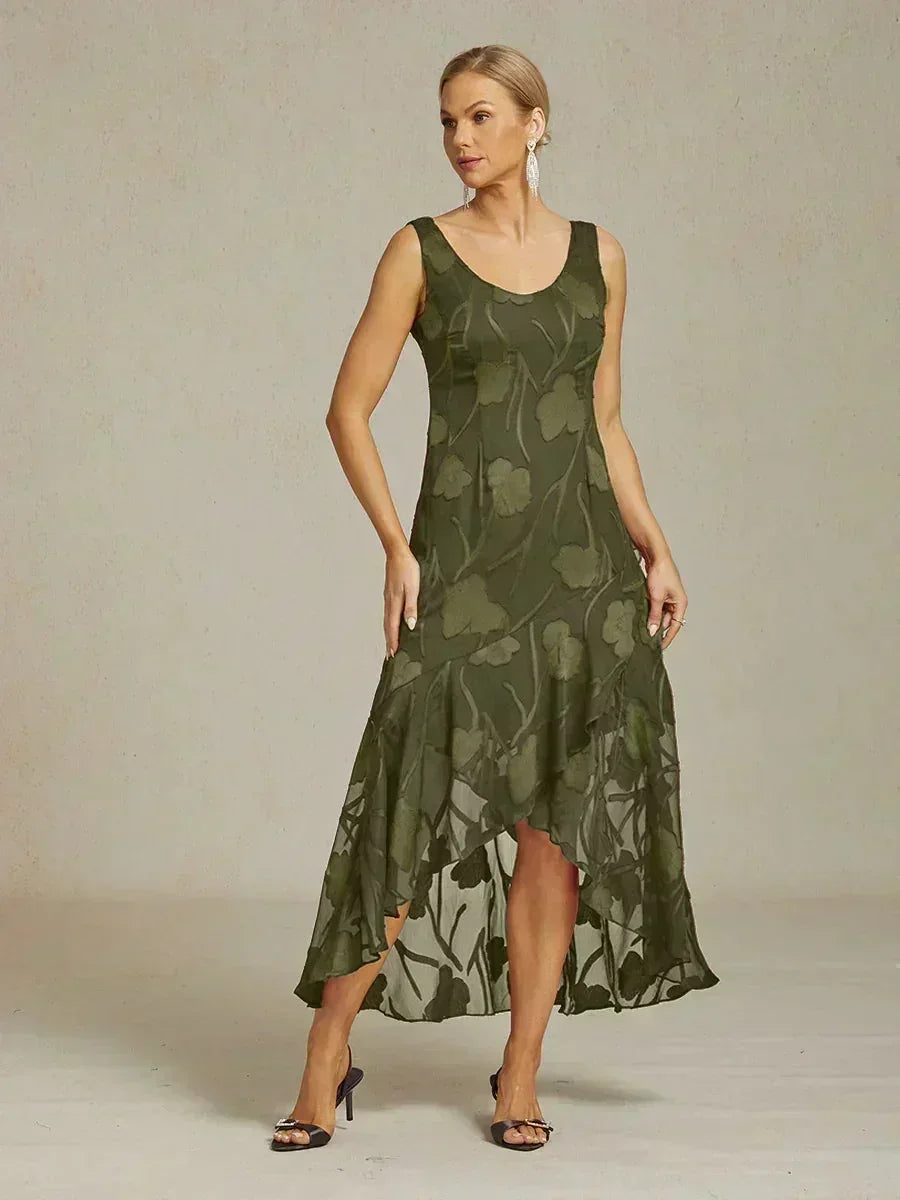Robe de soirée sans manches en chiffon floral avec des bords asymétriques