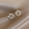 Boucles d'oreilles Opale Blanche