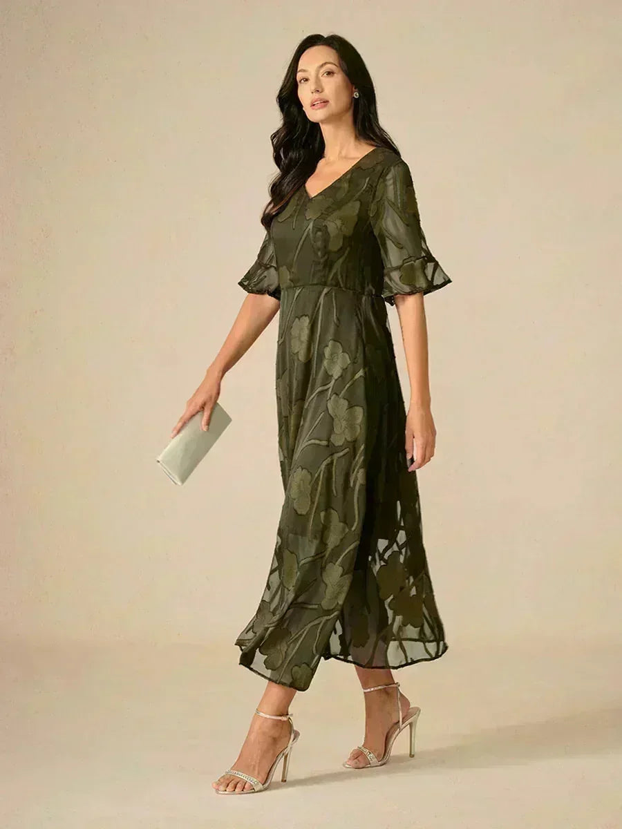 Robes maxi en dentelle avec traîne