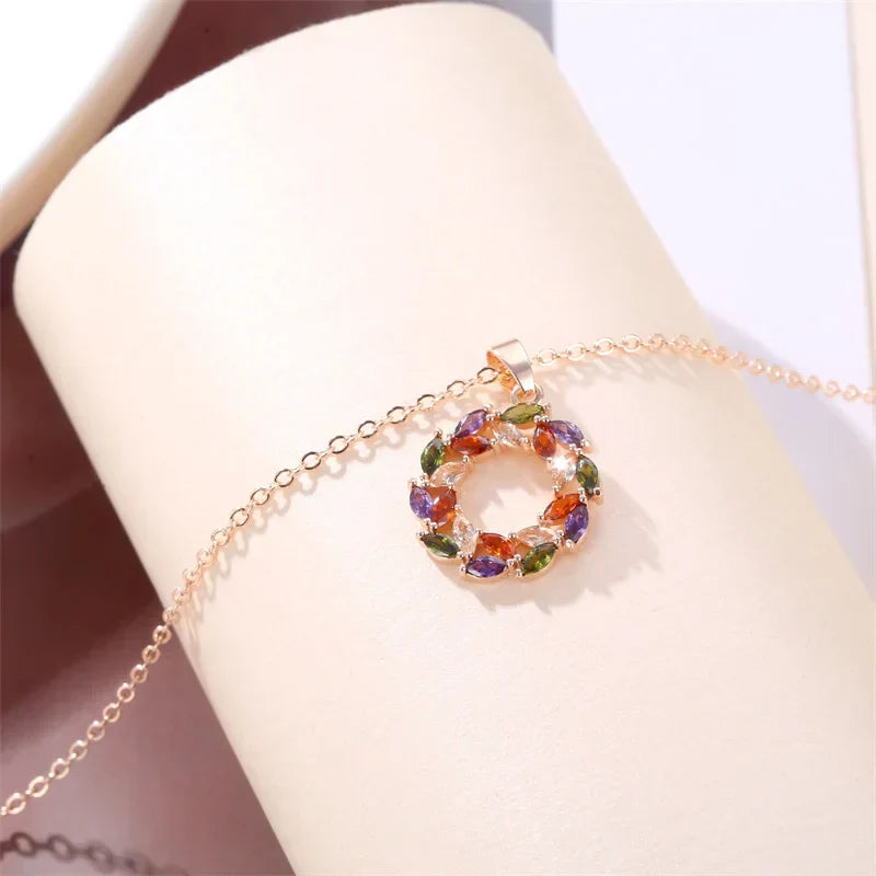 Collier avec pendentif arc-en-ciel lumineux