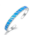 Bracelet ajustable en opale bleu feu en argent