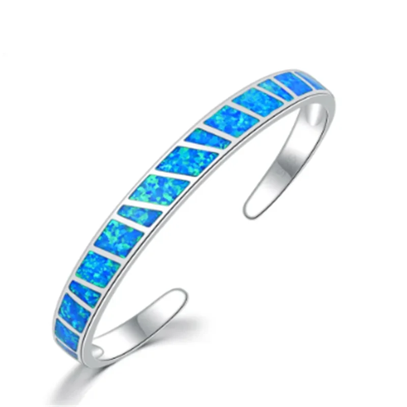 Bracelet ajustable en opale bleu feu en argent