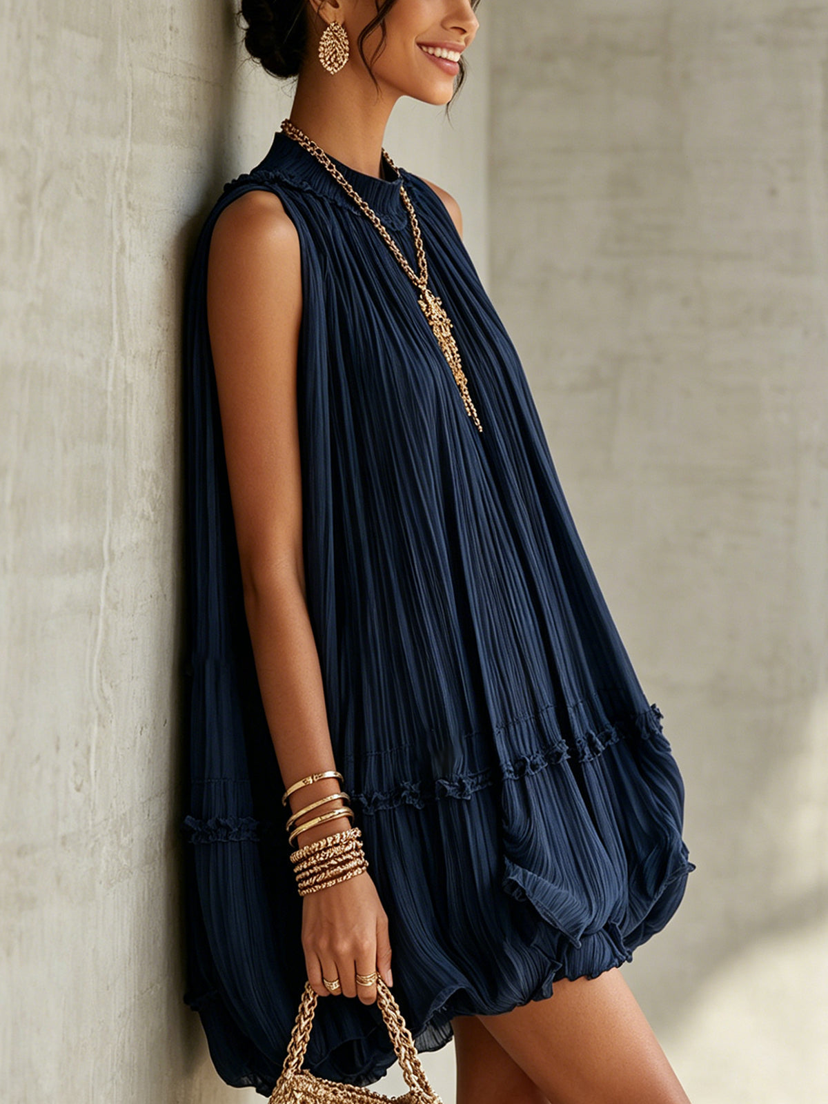 Camila | Robe mini en soie avec col américain et jupe bouffante