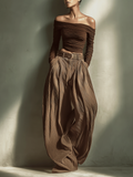 Chemise femme tendance et sexy en marron foncé, avec des manches longues, ajustée, associée à un pantalon large assorti (ceinture non incluse) MDA1455K9AN