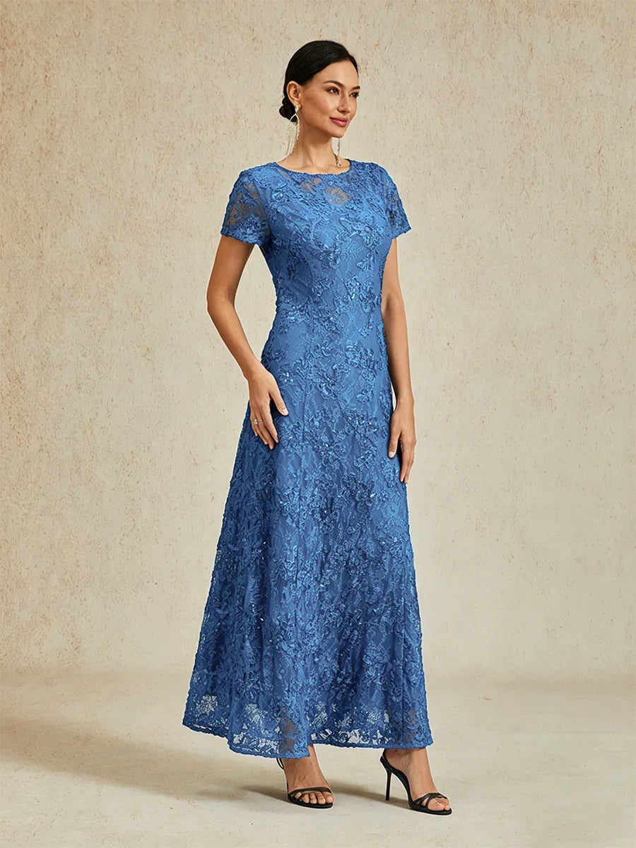 Robes A-Line en dentelle avec décorations en sequins