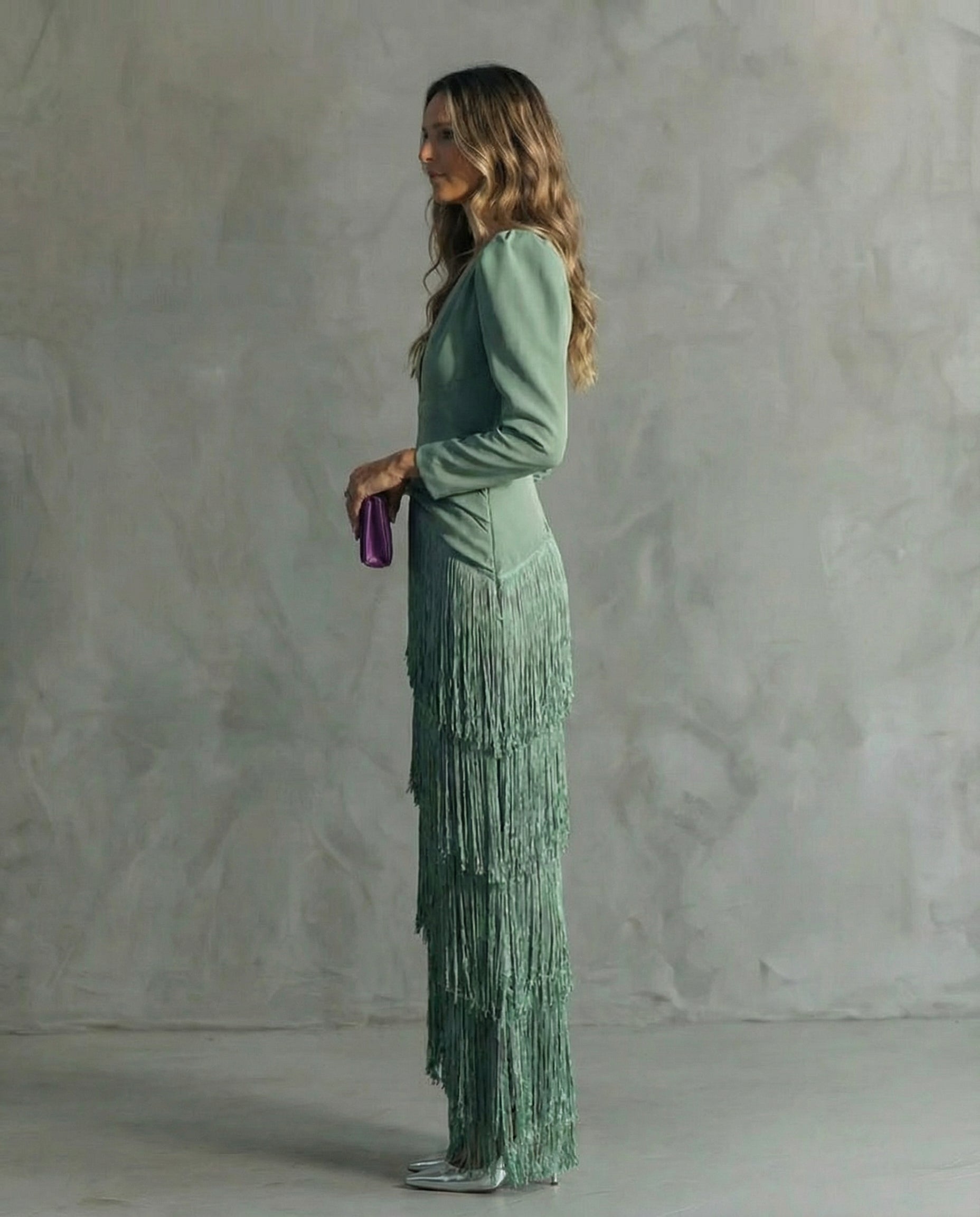 Alesia - Robe midi élégante avec des manches à paillettes